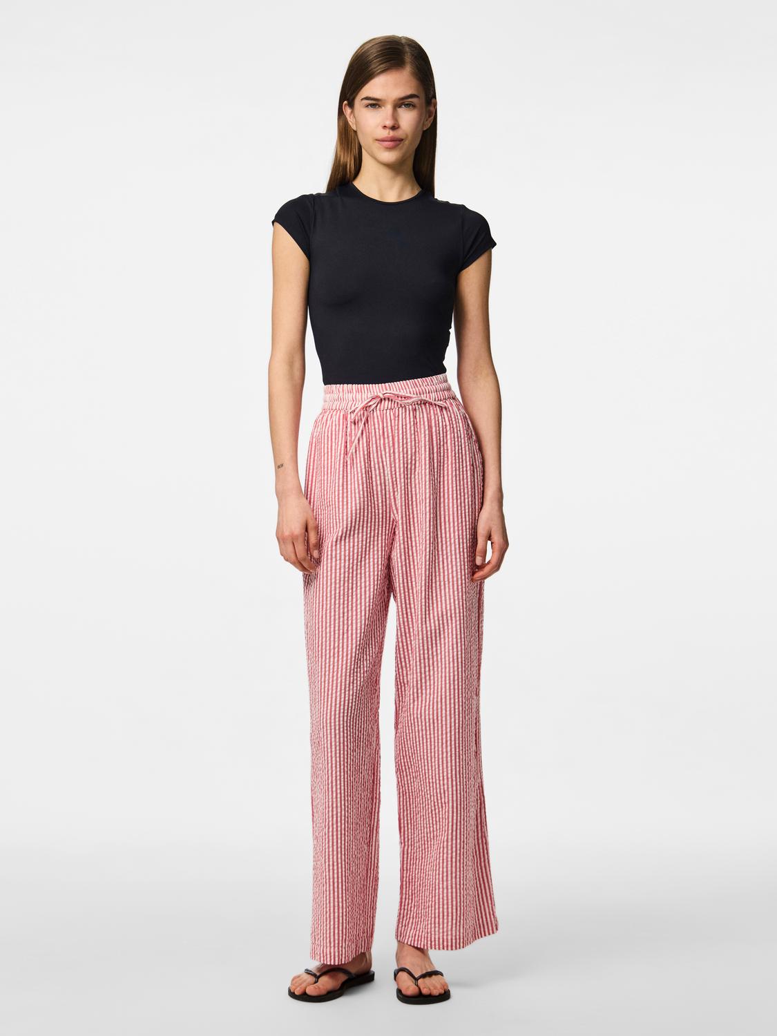 model_shot-front_full